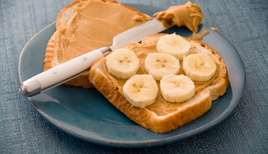 Warum es sich lohnt, Erdnussbutter in Ihre Ernährung aufzunehmen?